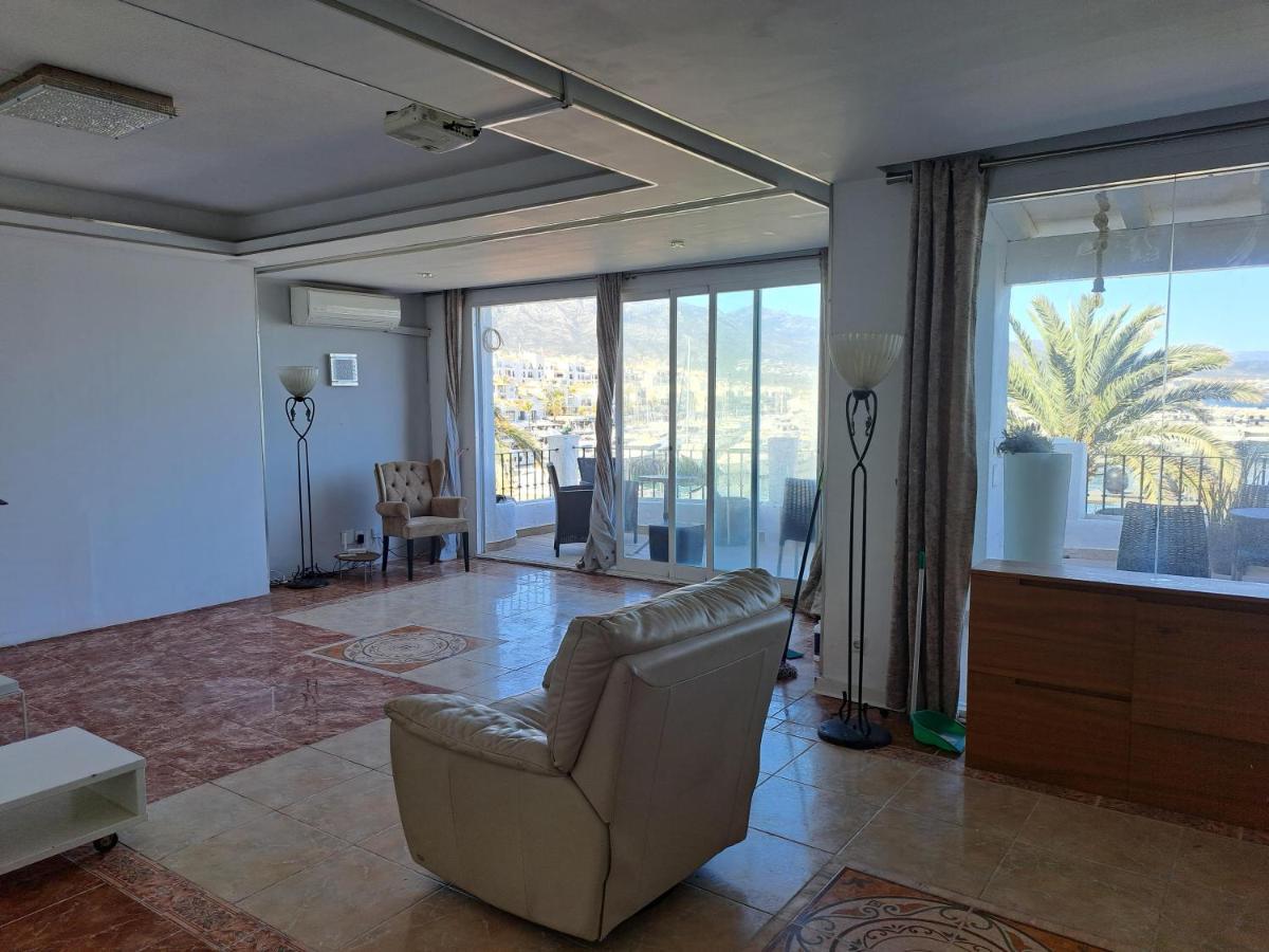 Privado 1a Linea Puerto Banus. Atico Enorme, Vistas Increibles Marbellac